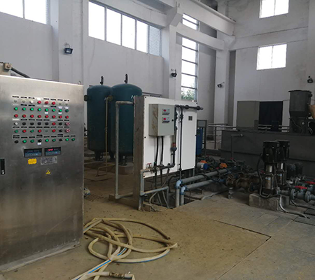 西寧加藥機(jī)廠家
